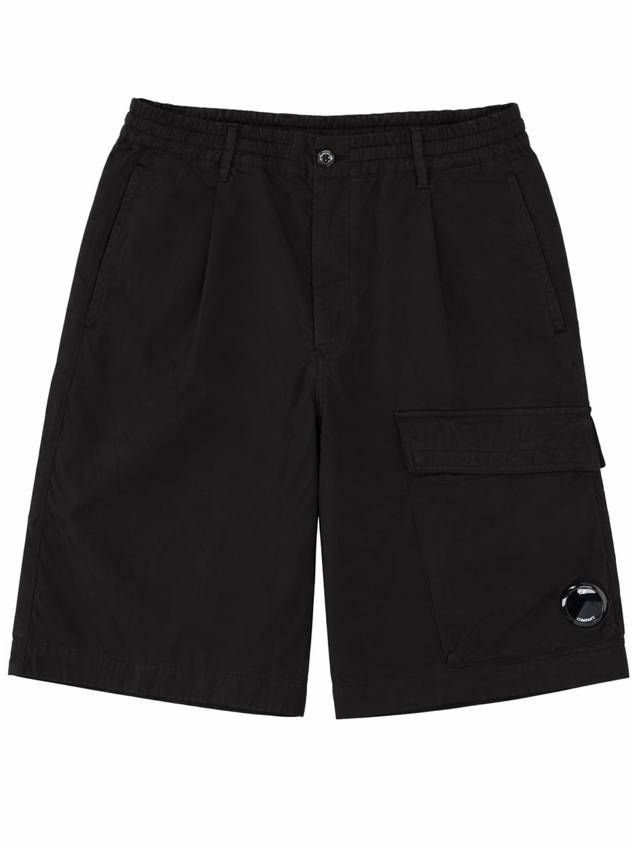 SHORTS CARGO CON PATCH LOGO