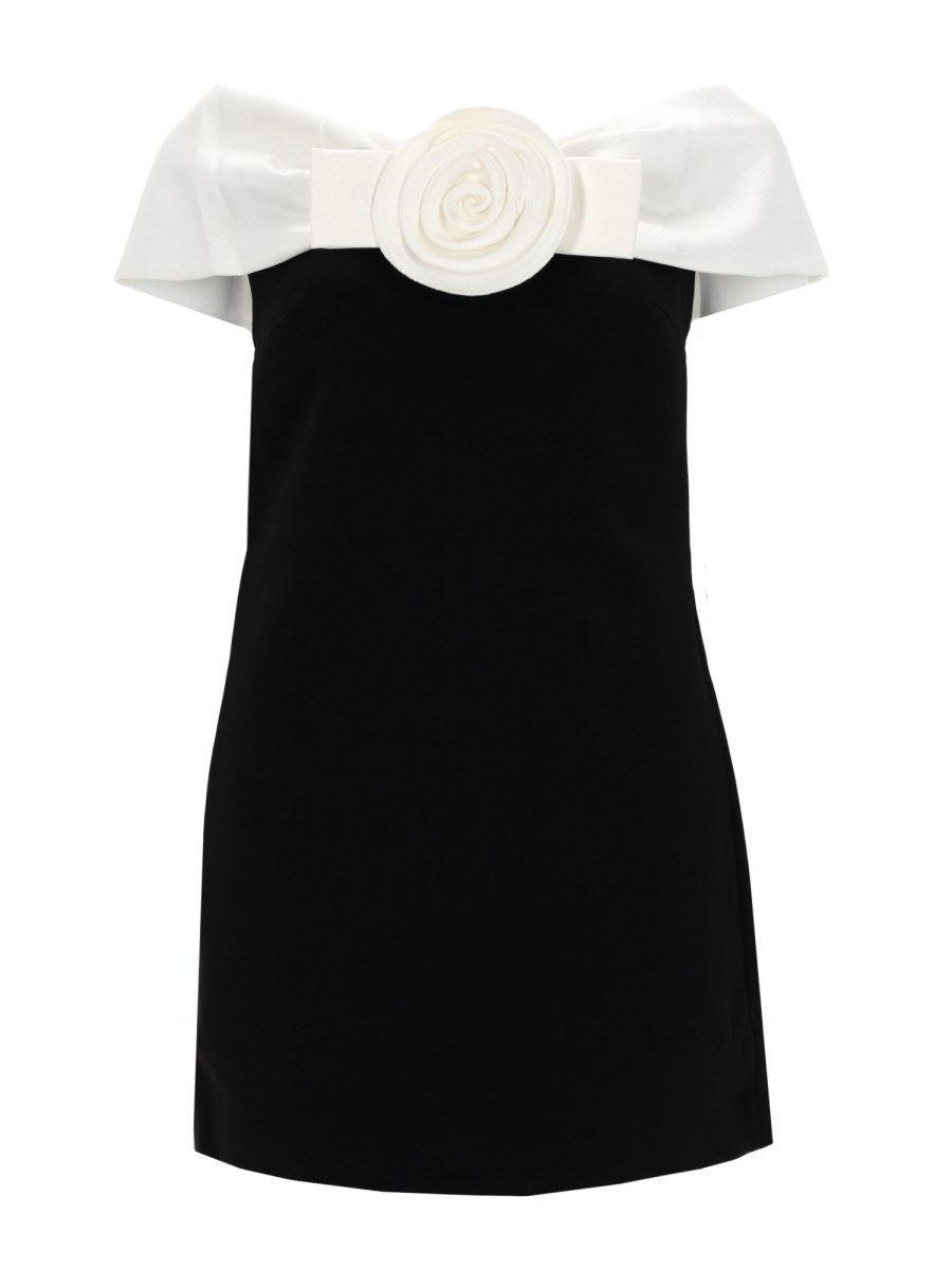 MINI ABITO CON DETTAGLIO FIORE