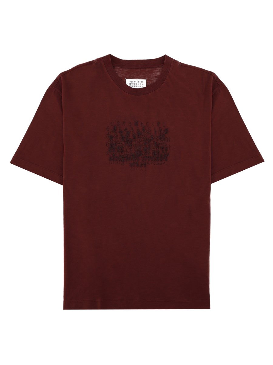T-SHIRT CON STAMPA