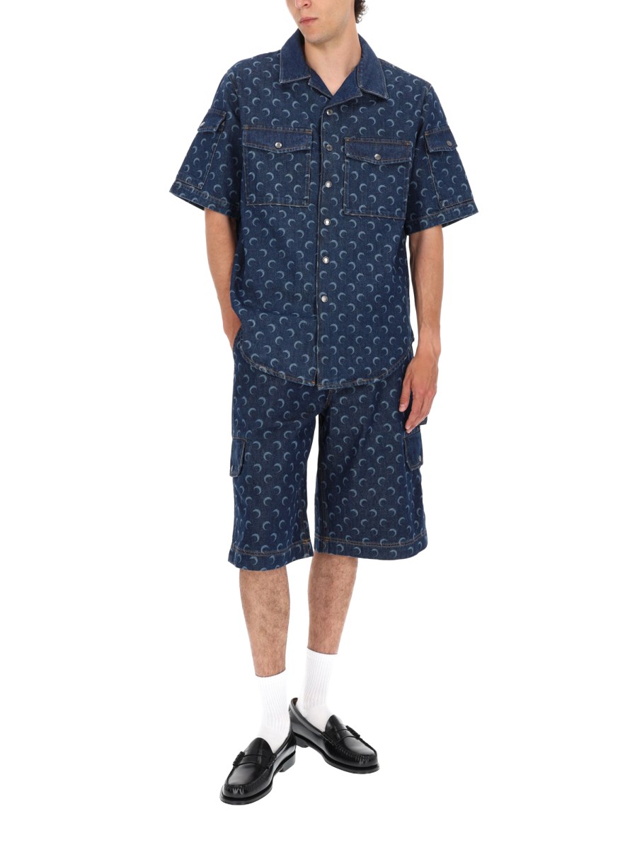 CAMICIA IN DENIM CON STAMPA ALL OVER