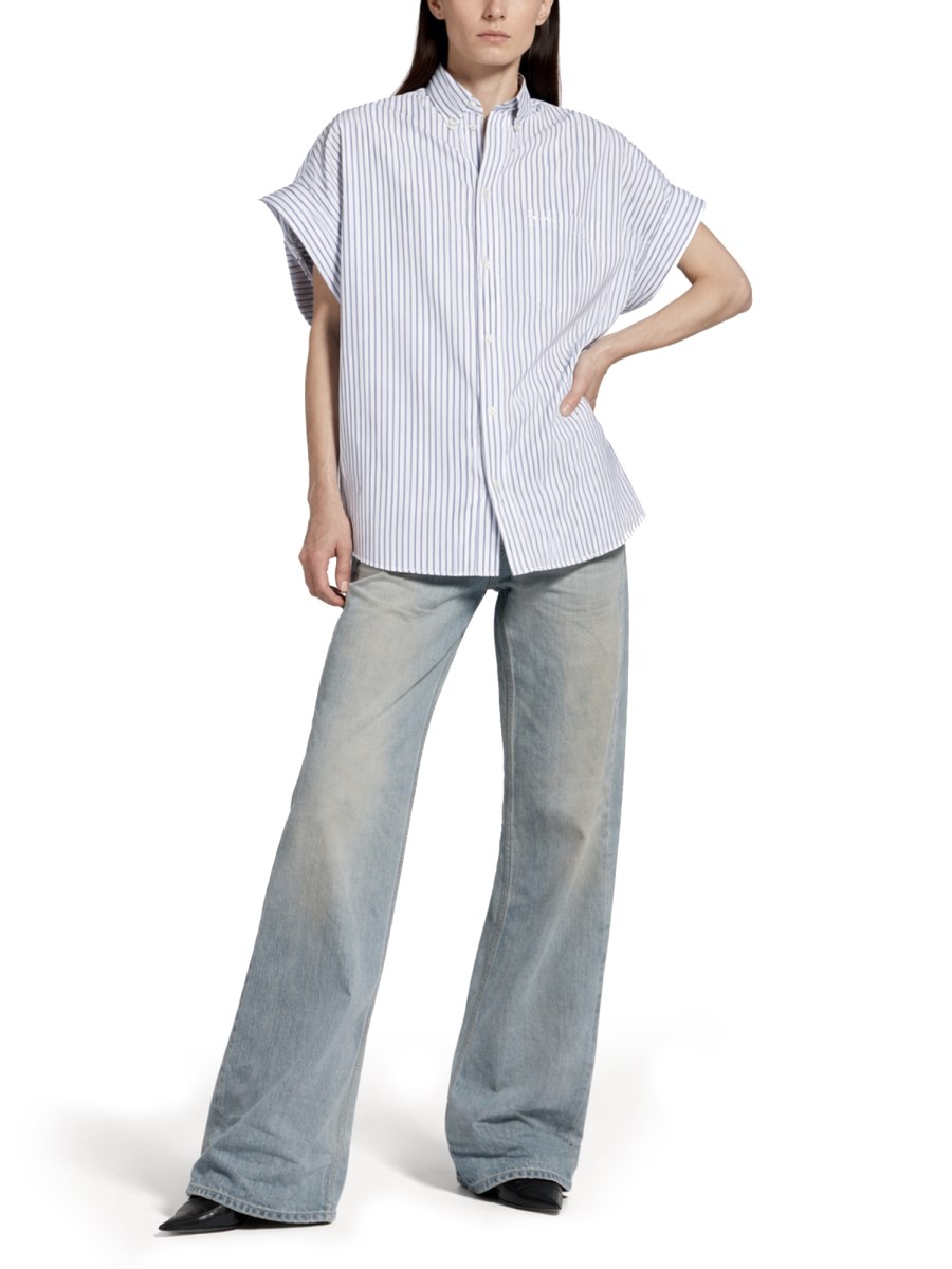 CAMICIA CON RISVOLTI SULLE MANICHE