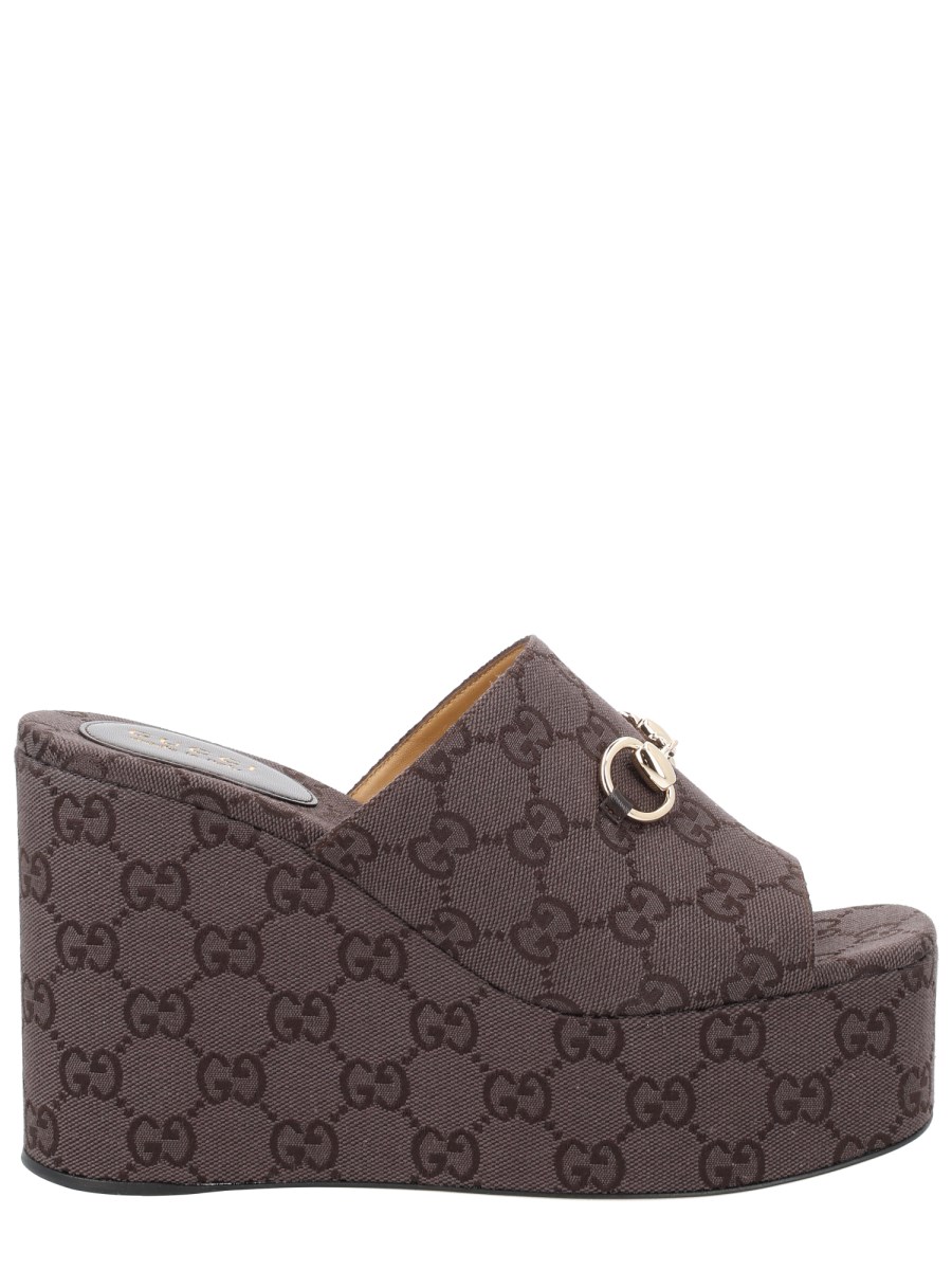 SANDALO CON ZEPPA IN TESSUTO GG