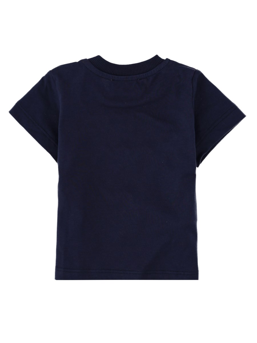 T-SHIRT CON STAMPA
