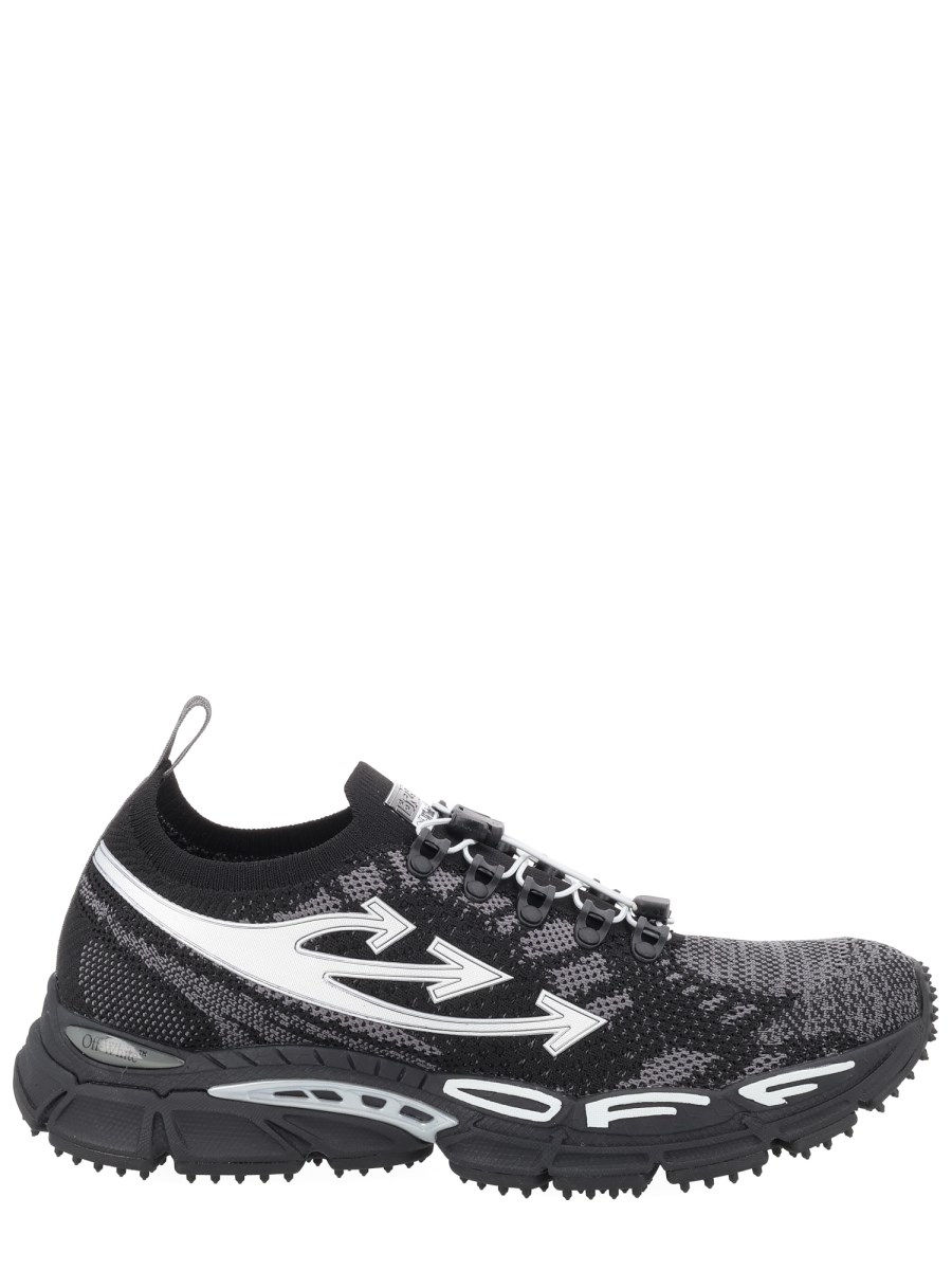 SNEAKER BE RIGHT BACK