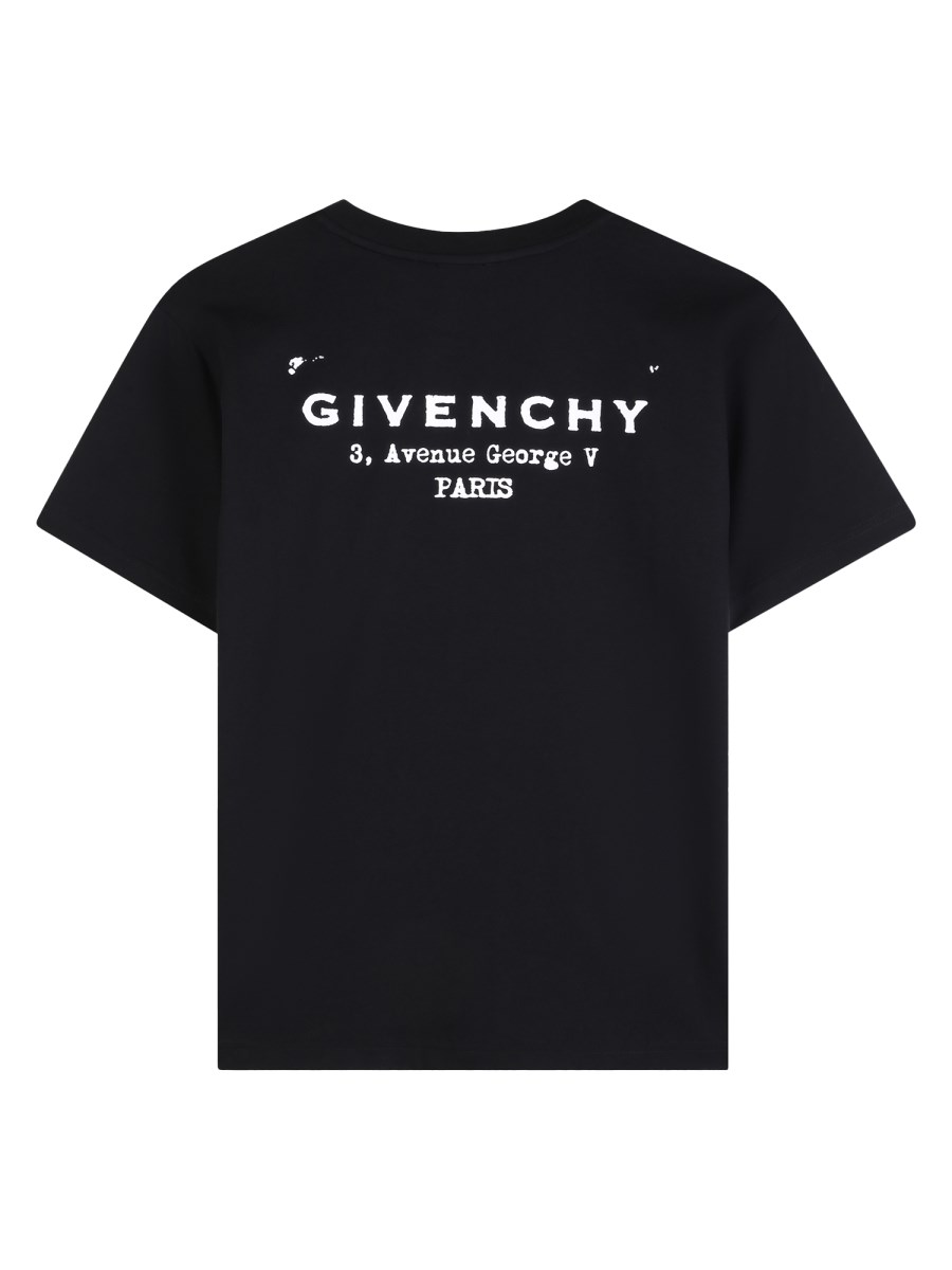 T-SHIRT CON STAMPA SUL RETRO 