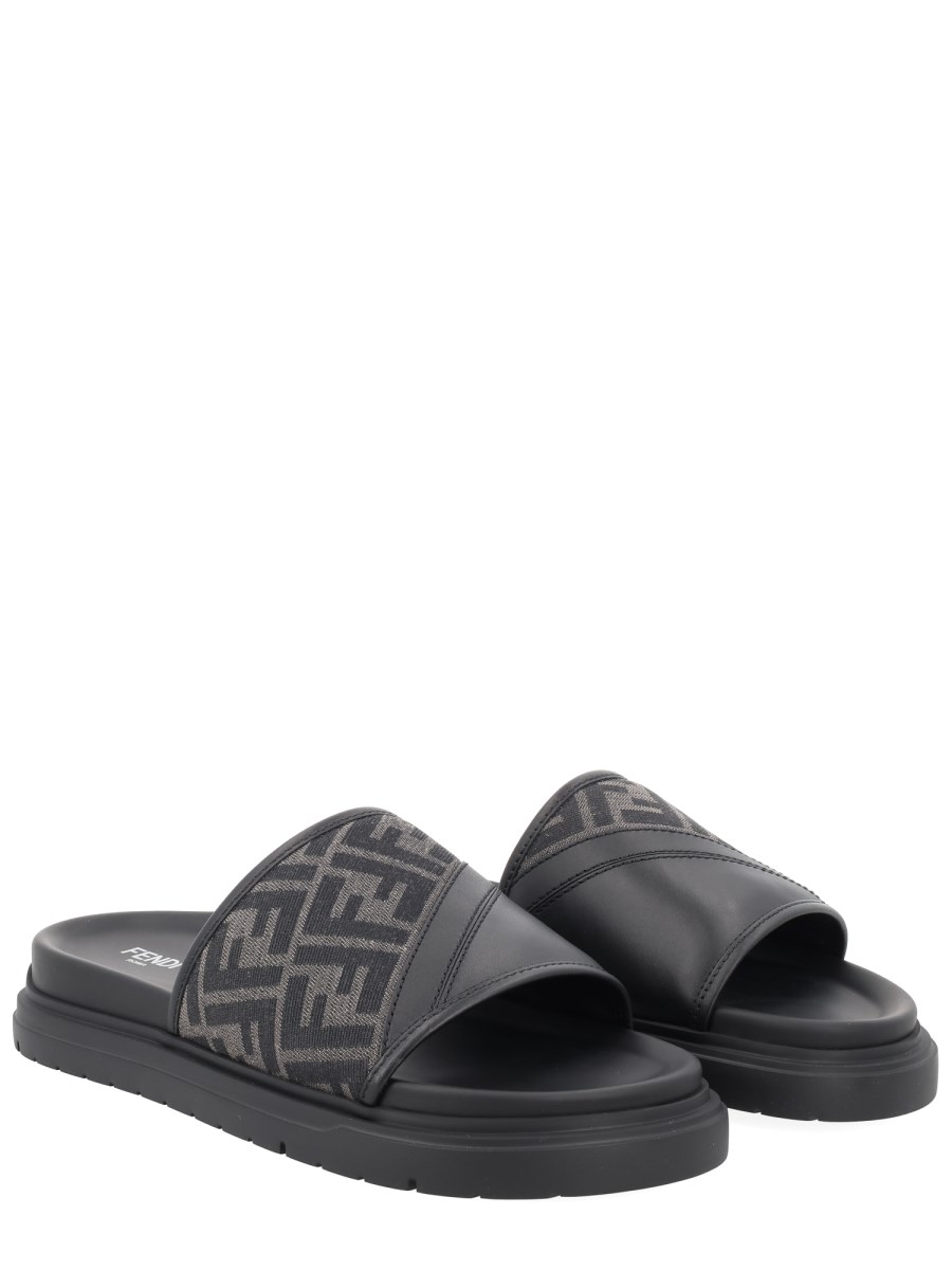 SANDALO FENDI DIAGONAL