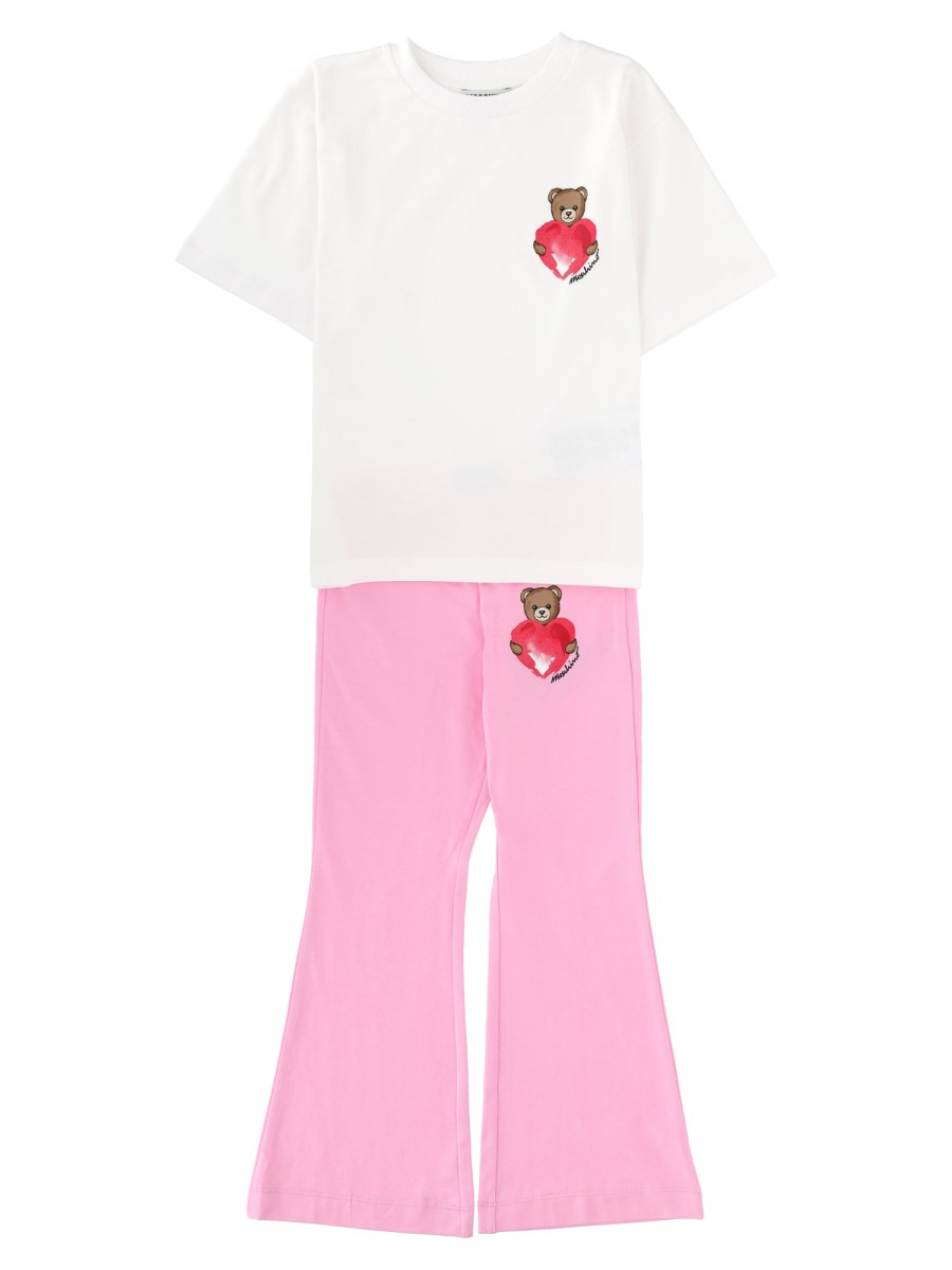Set sportivo con t-shirt e pantaloni flare