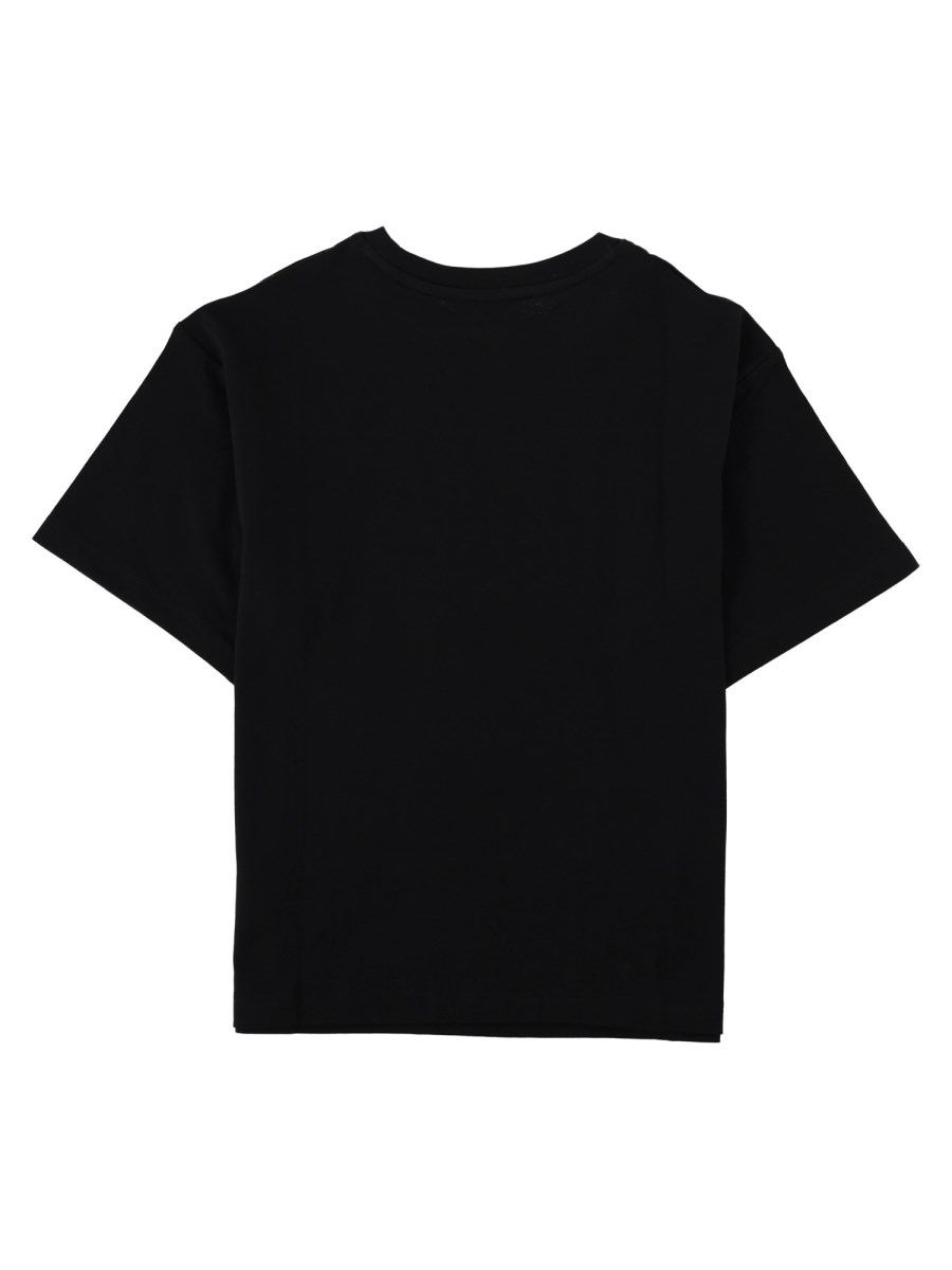 T-SHIRT CON SCRITTA