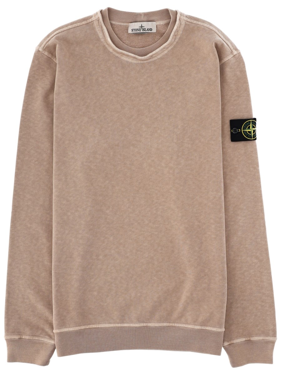 FELPA CON PATCH LOGO