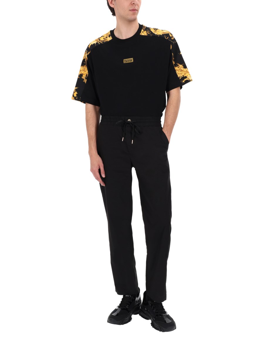 PANTALONE JOGGER CON COULISSE