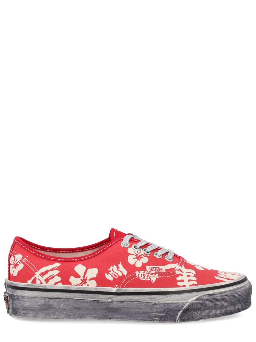 SNEAKER AUTHENTIC PREMIUM