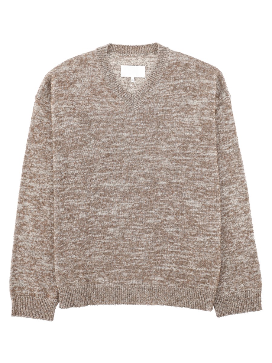MAGLIA CON SCOLLO A V