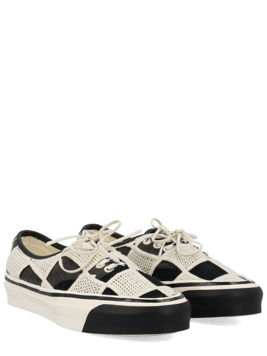 SNEAKER AUTHENTIC 44