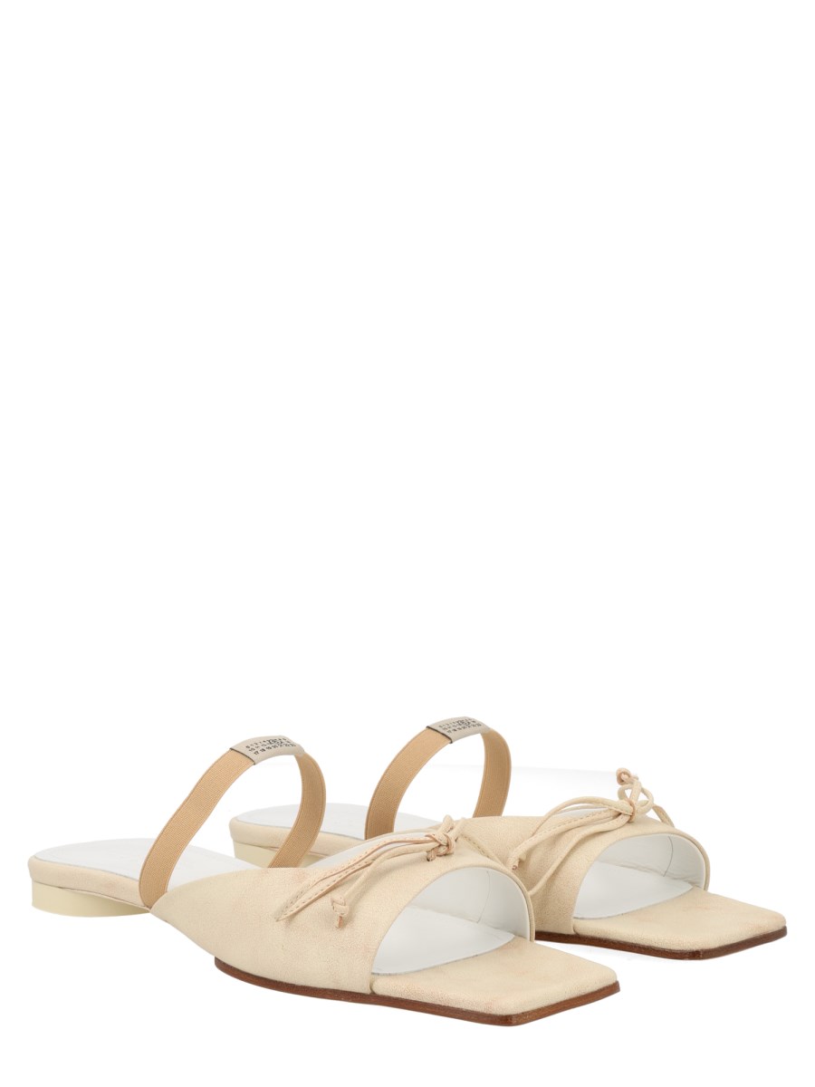 SANDALO SLINGBACK CON DETTAGLIO A FIOCCO