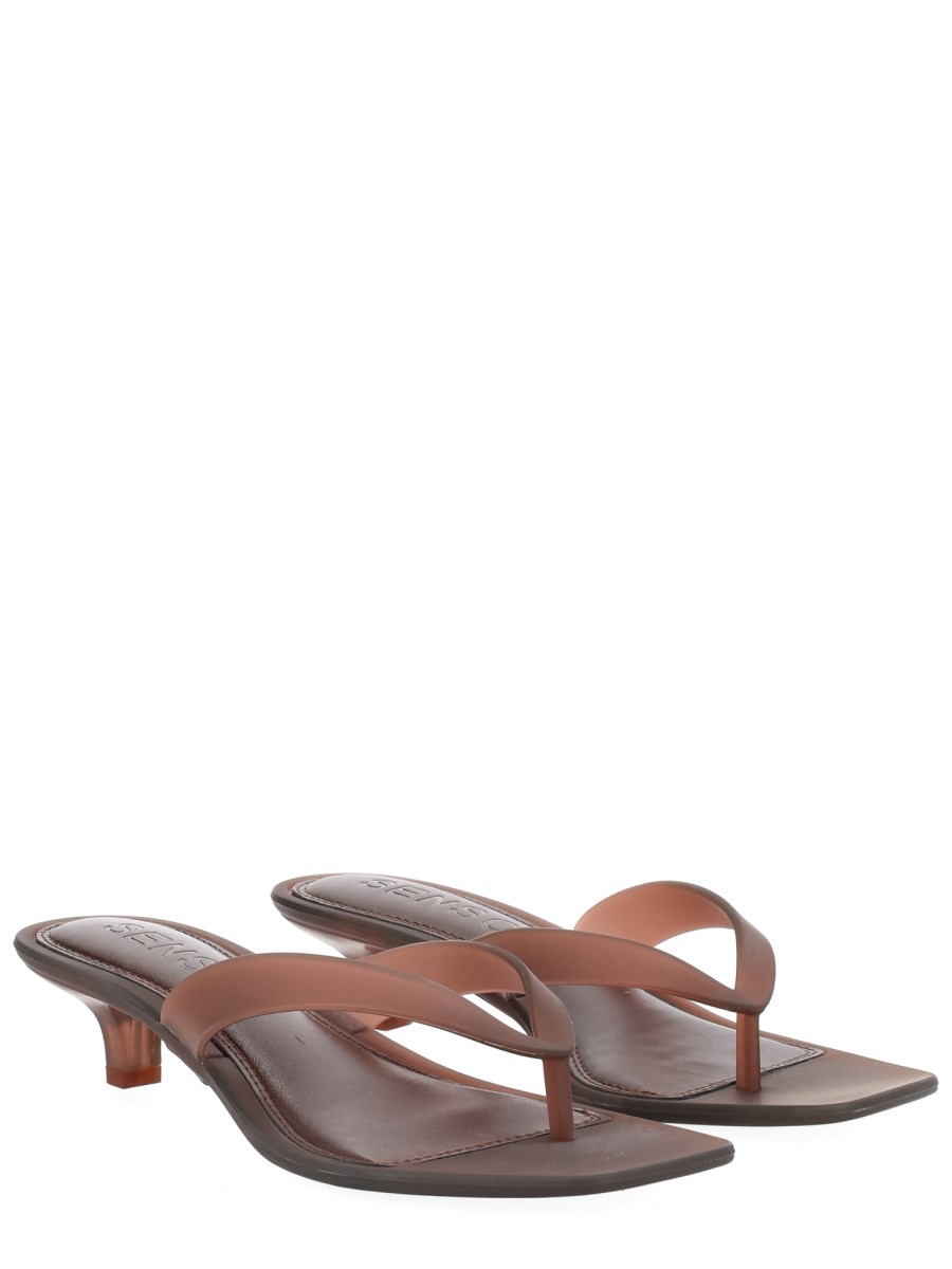 SANDALO SONYA CON TACCO 