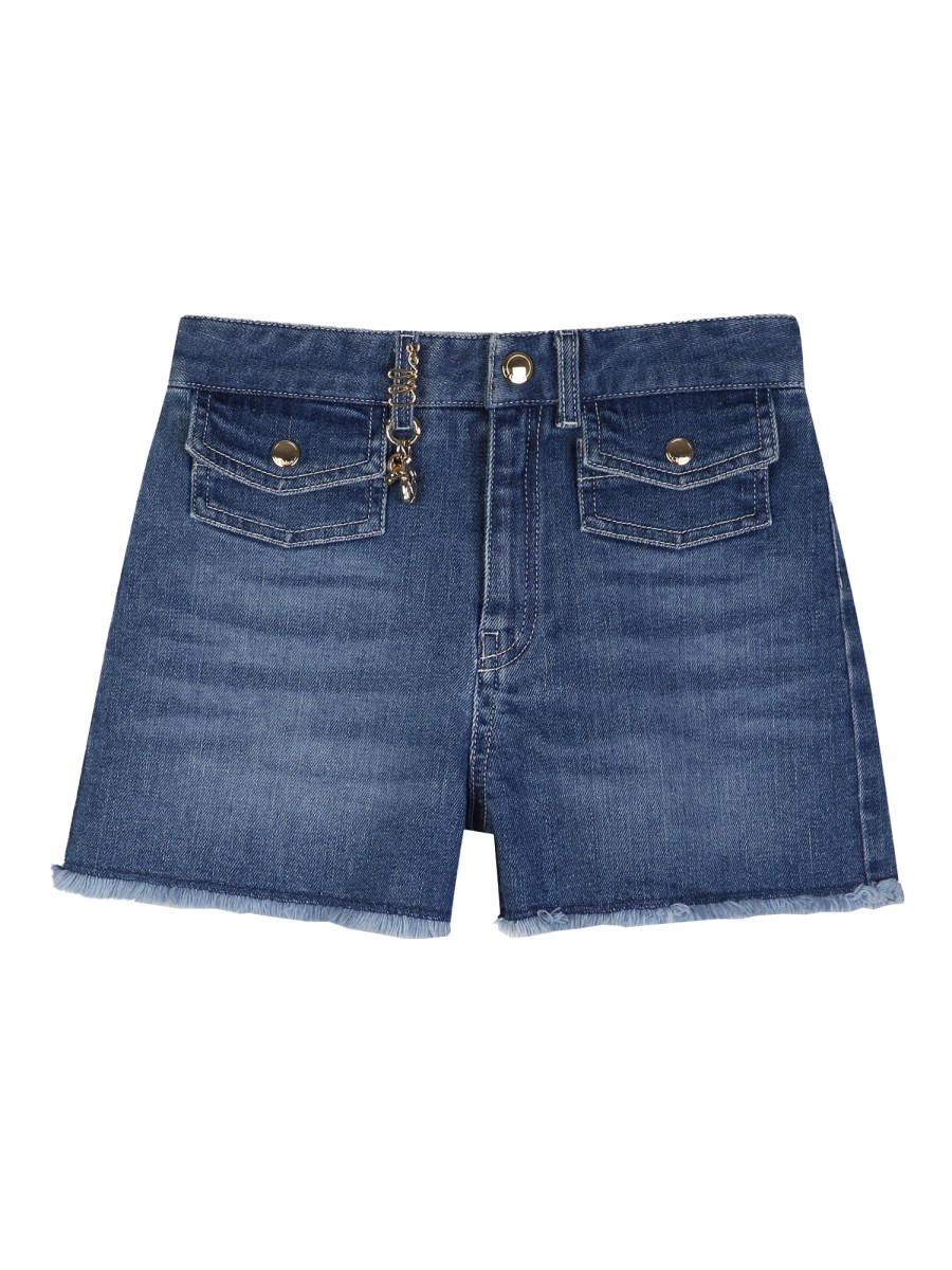 SHORT JEANS