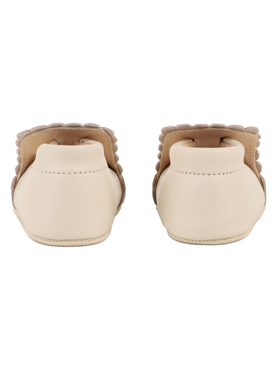 SCARPE IN PELLE CON LOGO RICAMATO 
