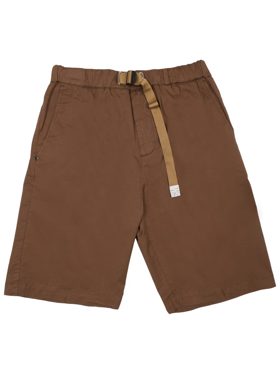 SHORTS CON CINTURA
