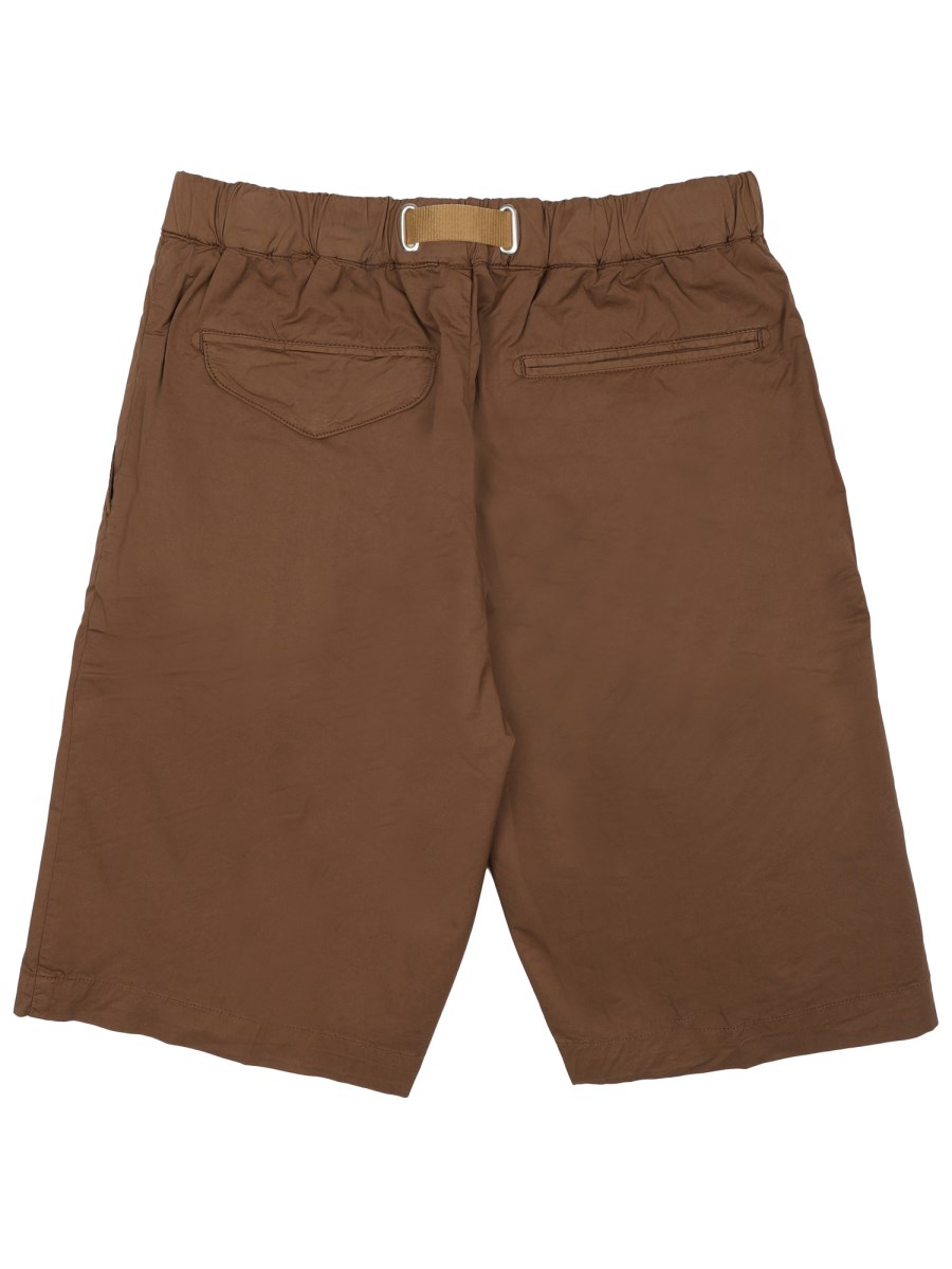 SHORTS CON CINTURA