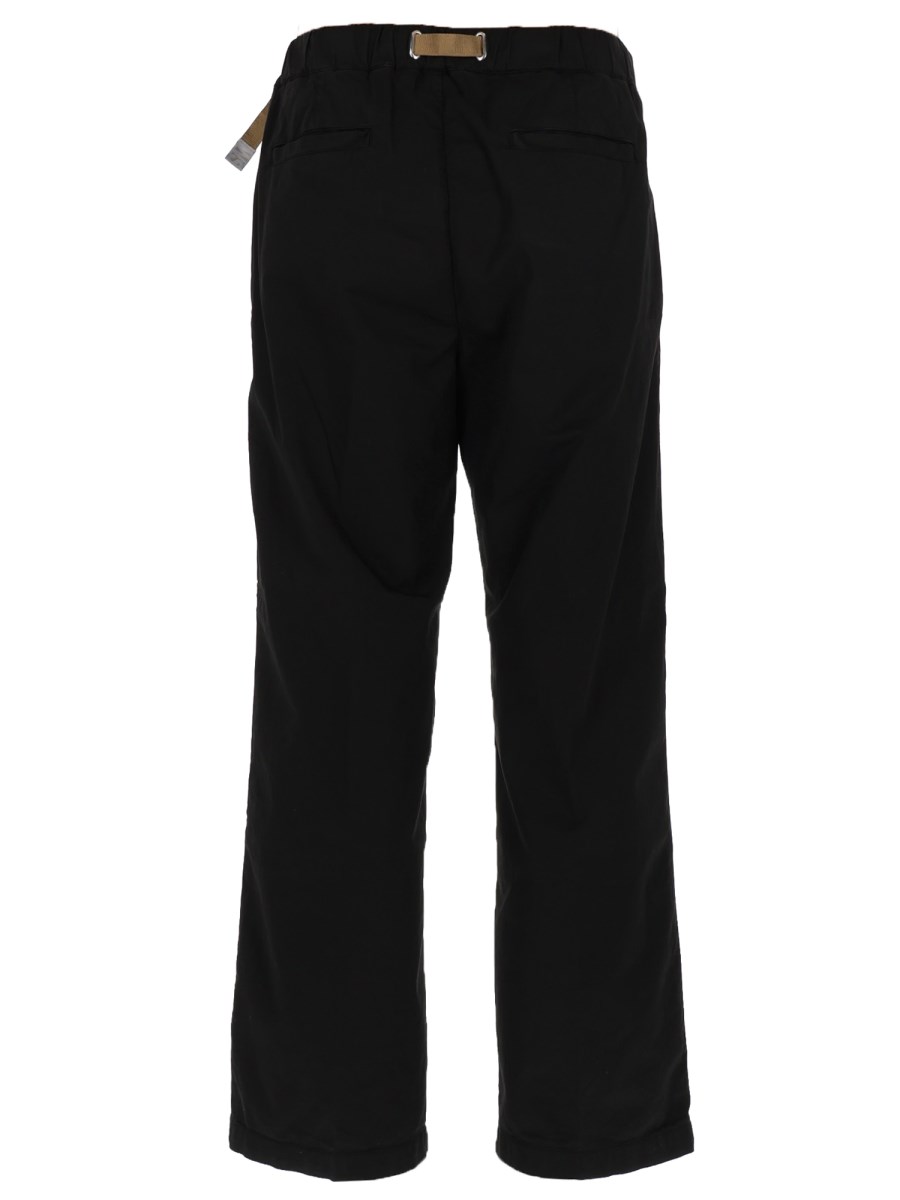 PANTALONE CON CINTURA
