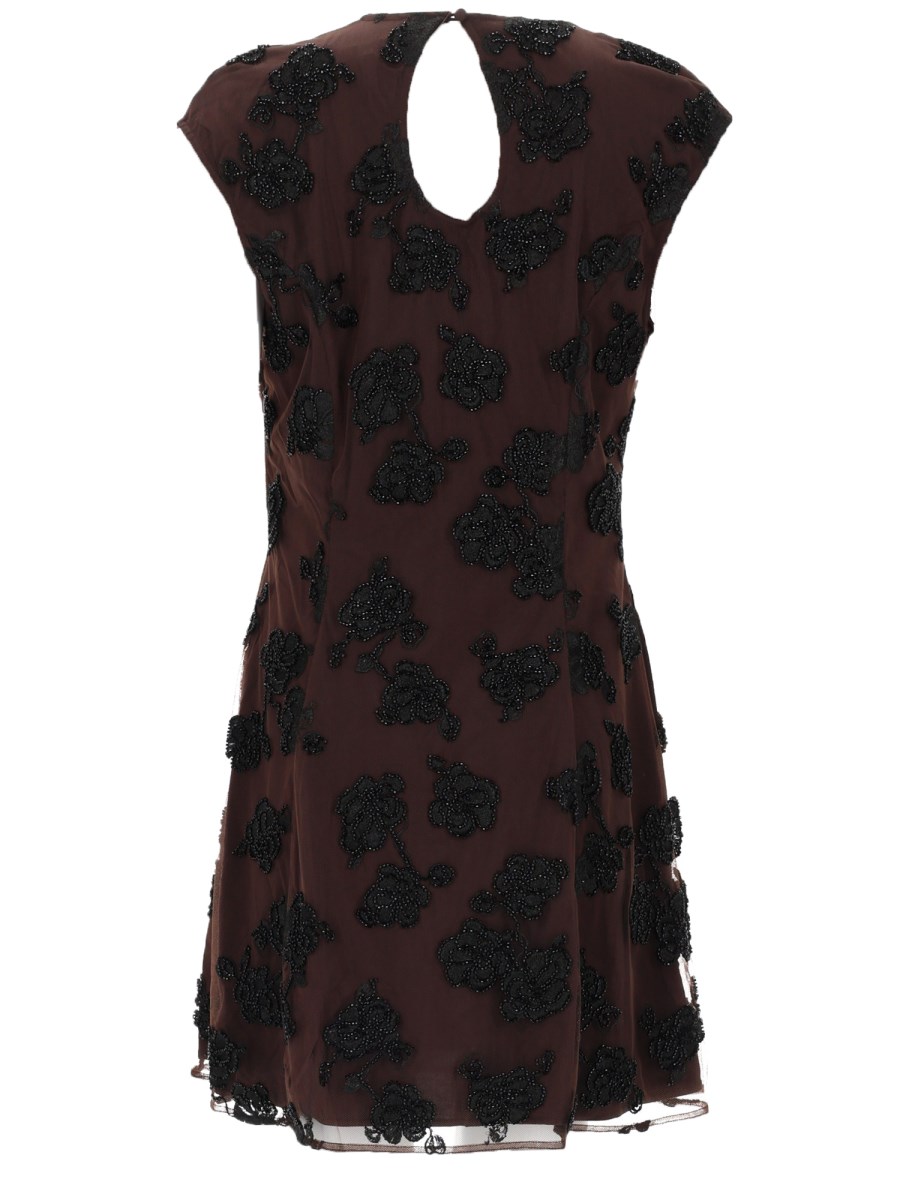 ABITO MINI CON DETTAGLI FLOREALI