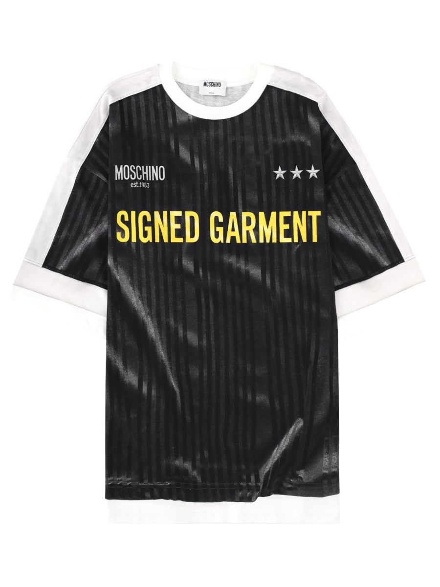 T-SHIRT SIGNED GARMENT