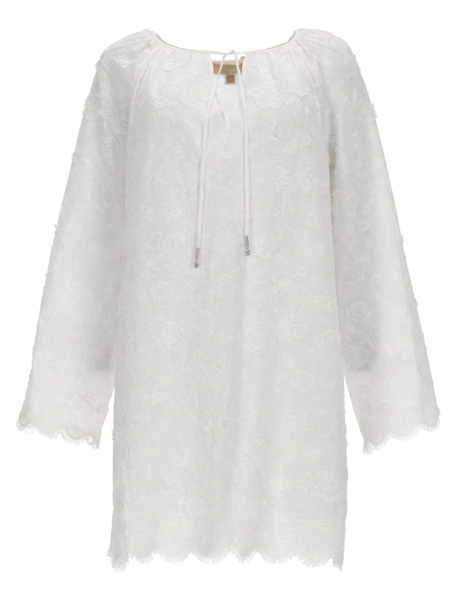 ABITO CON RICAMI FLOREALI