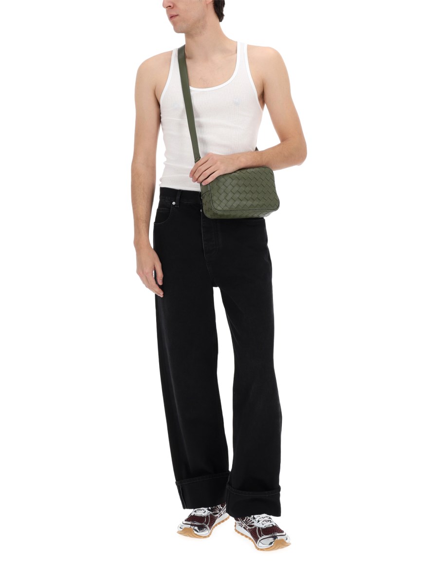 JEANS CON ORLO PIEGATO