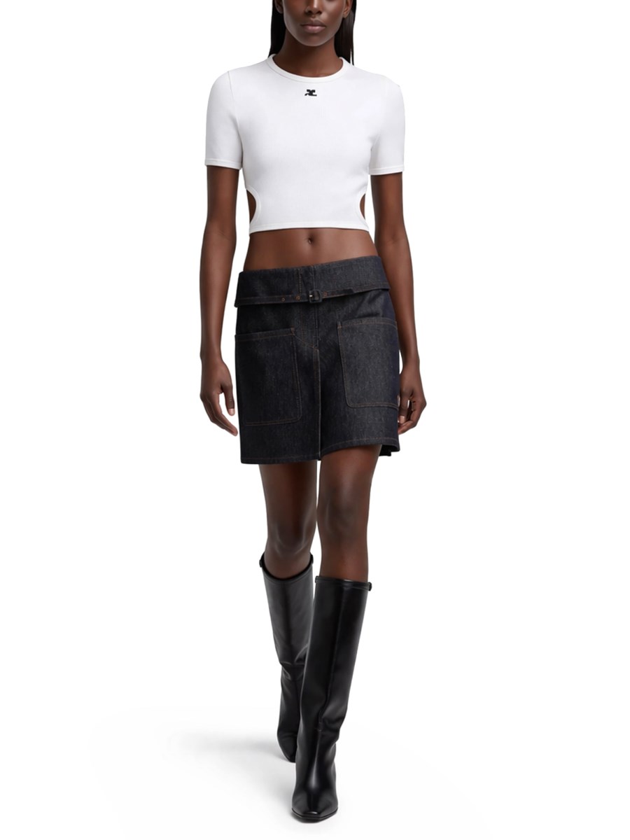 T-SHIRT CUT OUT CON LOGO