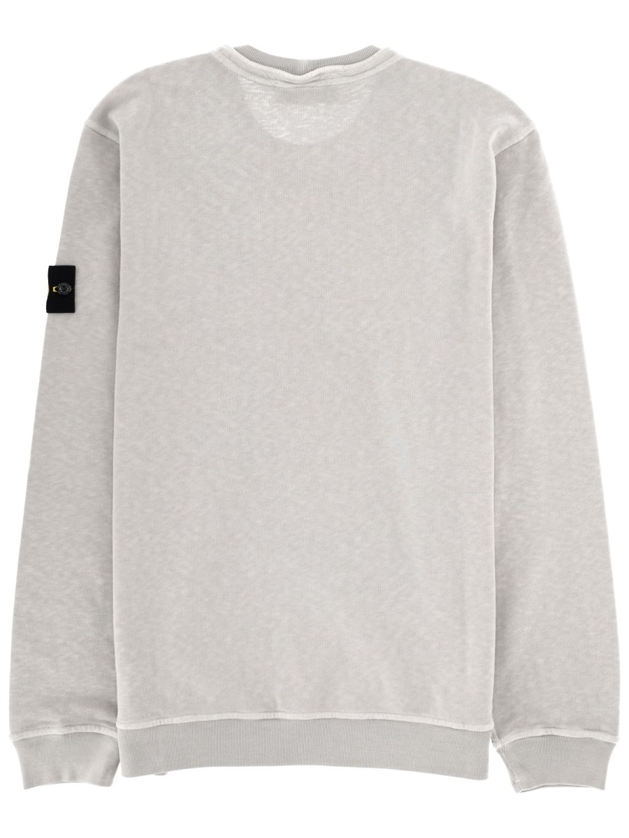 FELPA CON PATCH LOGO