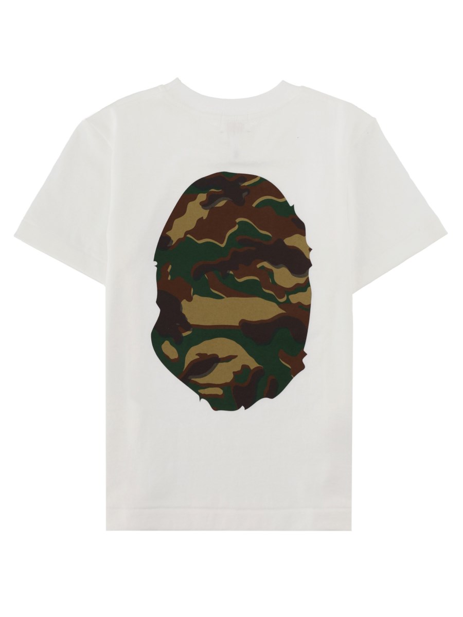 T-shirt con logo Big Ape e stampa mimetica