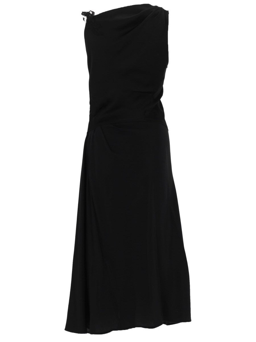 ABITO CON INSERTI IN PIZZO