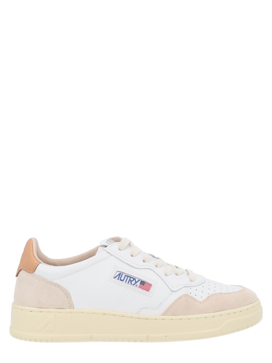 SNEAKER MEDALIST LOW