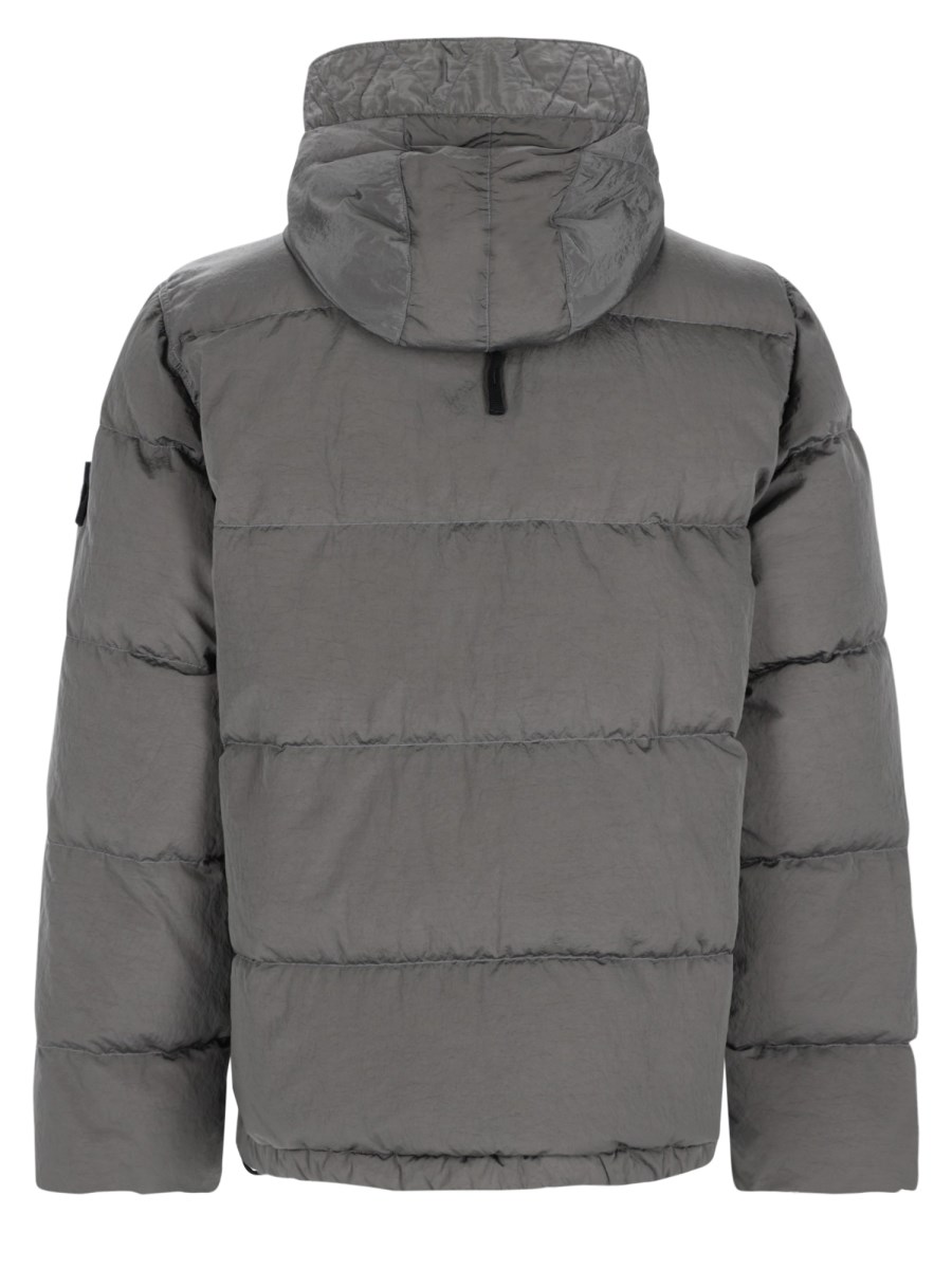piumino con collo alto e patch logo