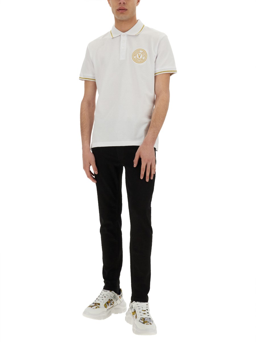 POLO IN COTONE CON V-EMBLEM