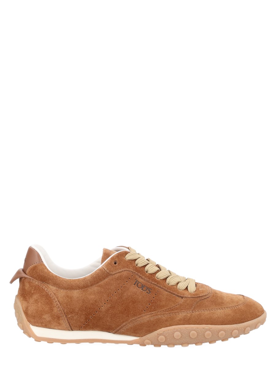Sneaker in Suede