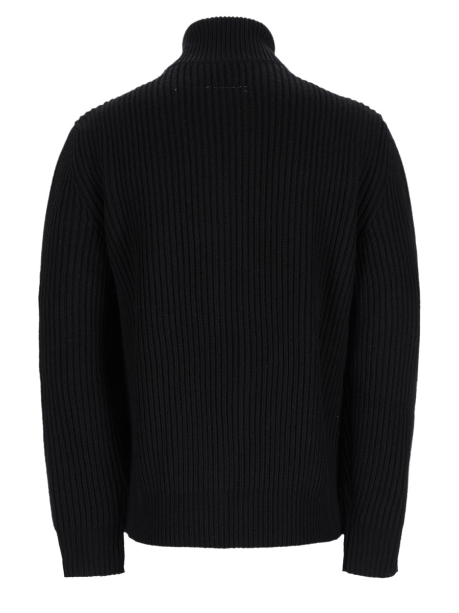 maglia a costine con zip