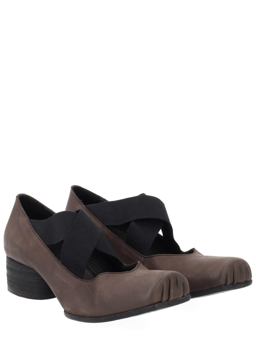 BALLERINA IN PELLE 