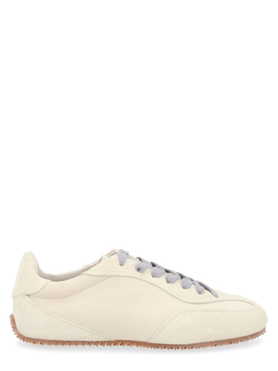 SNEAKER DAZE