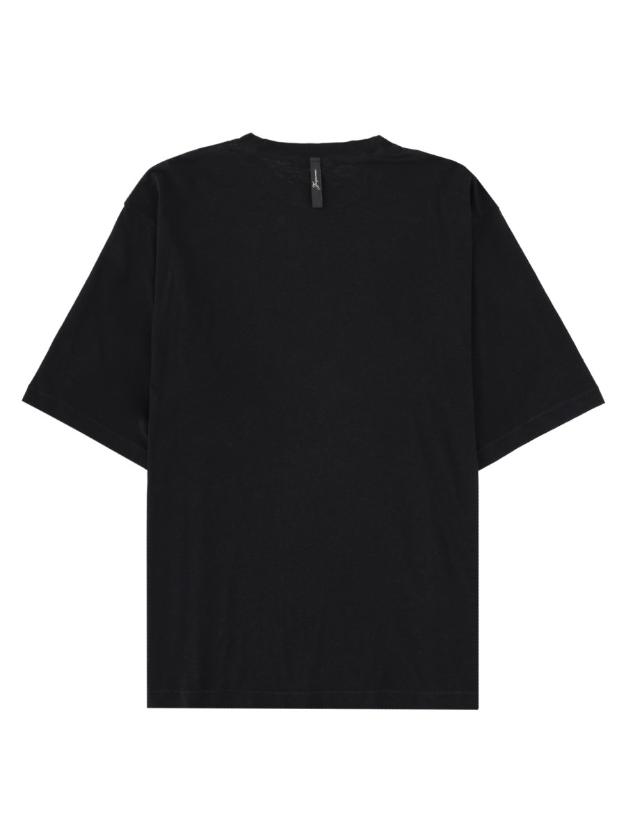 T-SHIRT CON LOGO