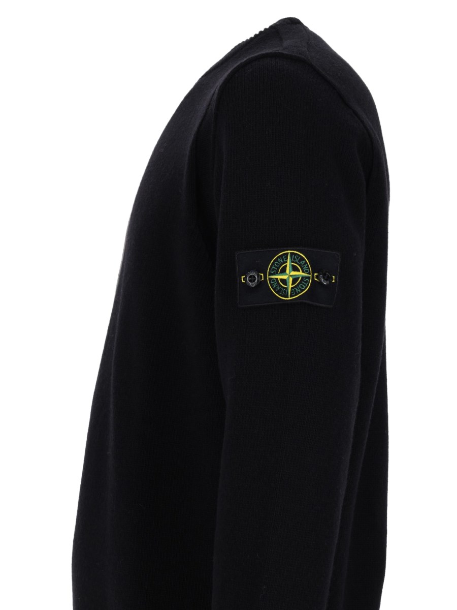 MAGLIA IN LANA CON PATCH LOGO