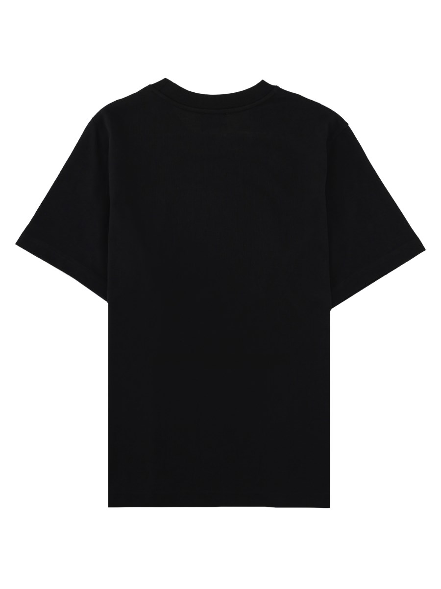 T-SHIRT CON STAMPA