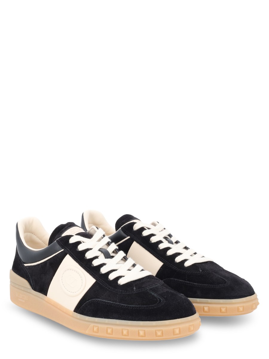 Sneaker Upvillage