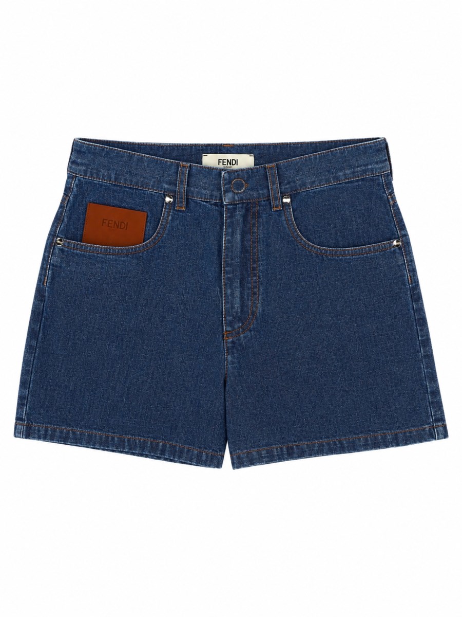 SHORTS IN DENIM