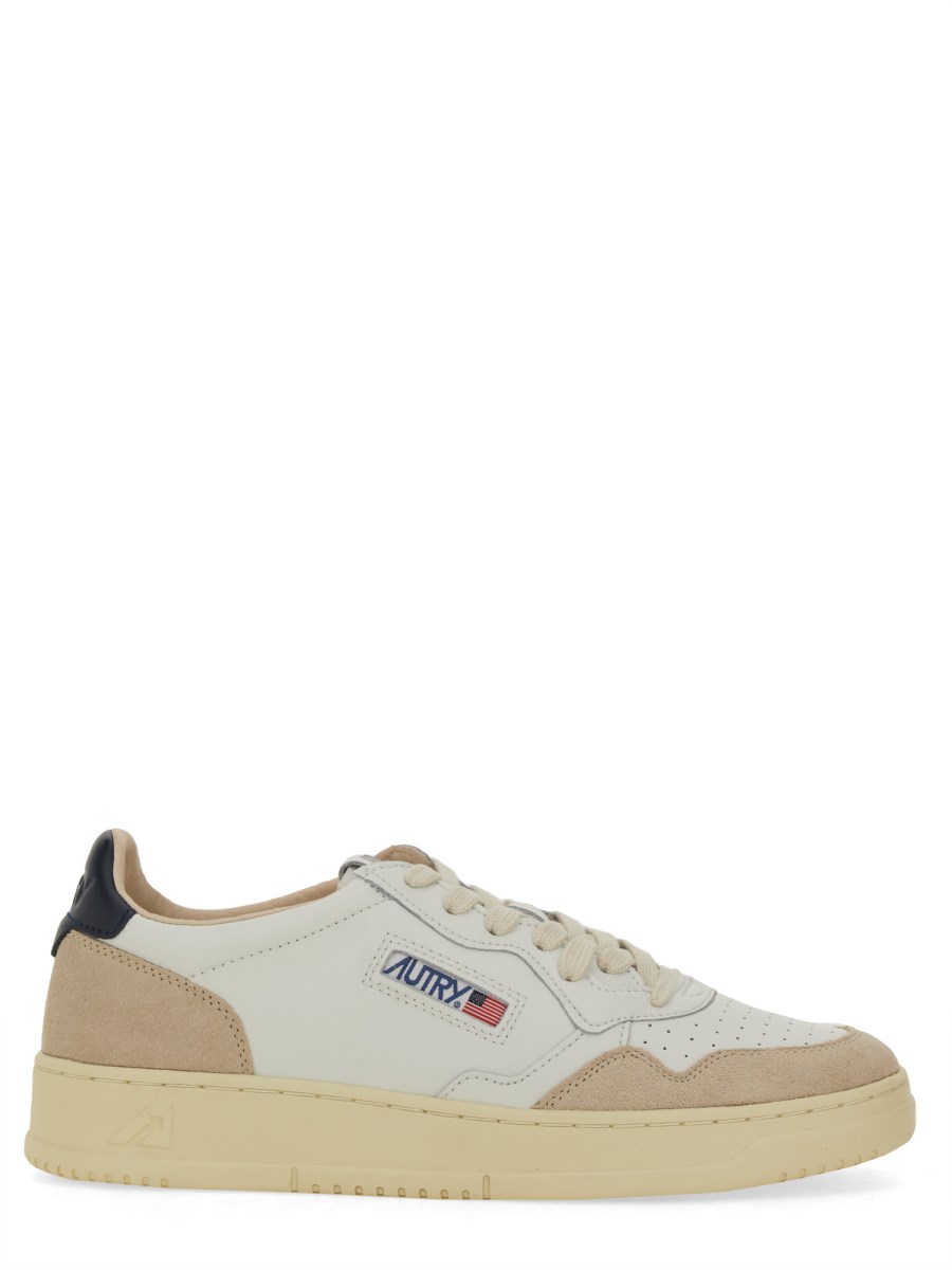 SNEAKER MEDALIST LOW