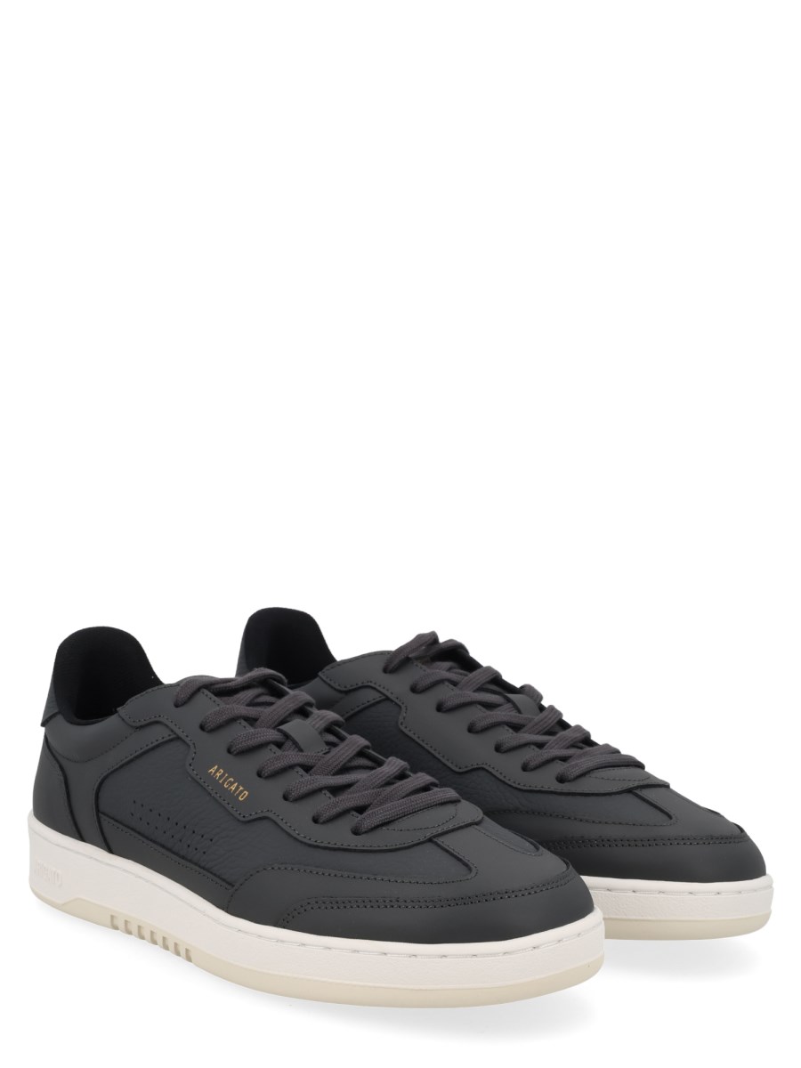 SNEAKER DICE T-TOE