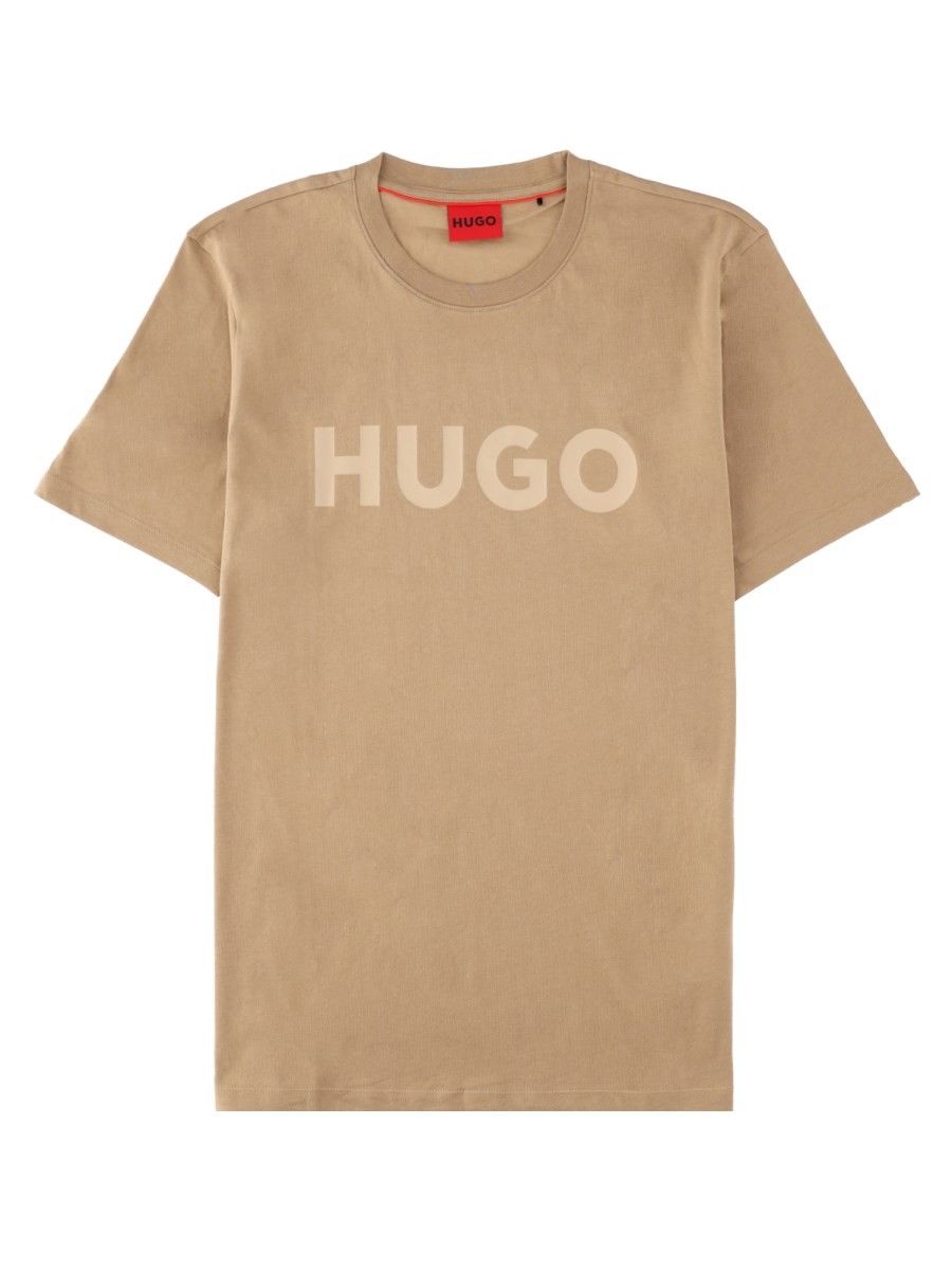 T-SHIRT CON LOGO