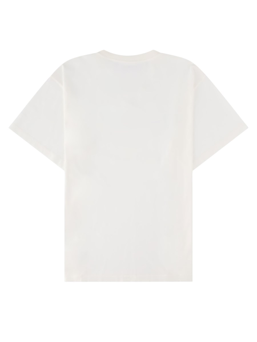 t-shirt con logo