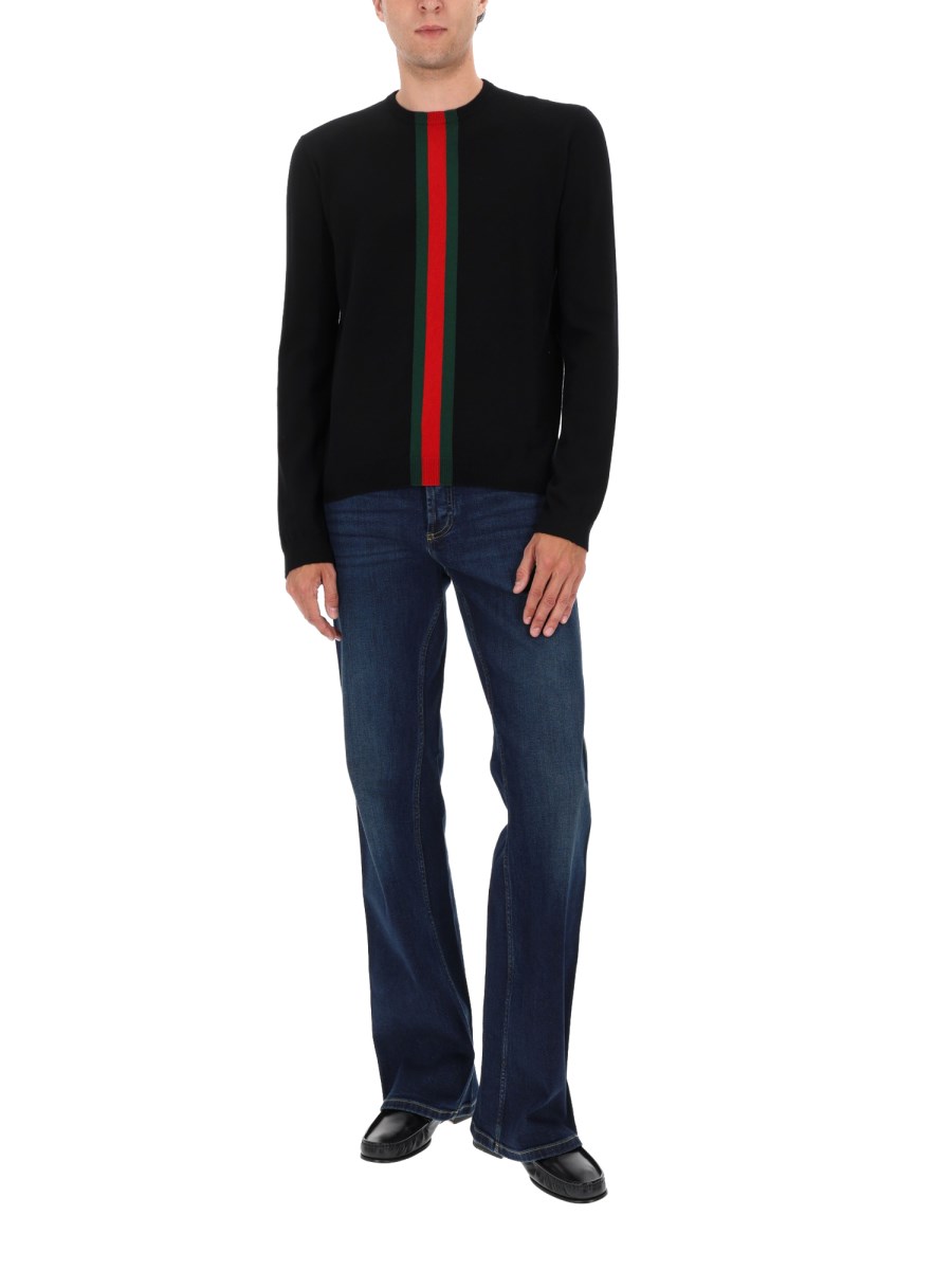 MAGLIA IN CASHMERE CON DETTAGLIO WEB