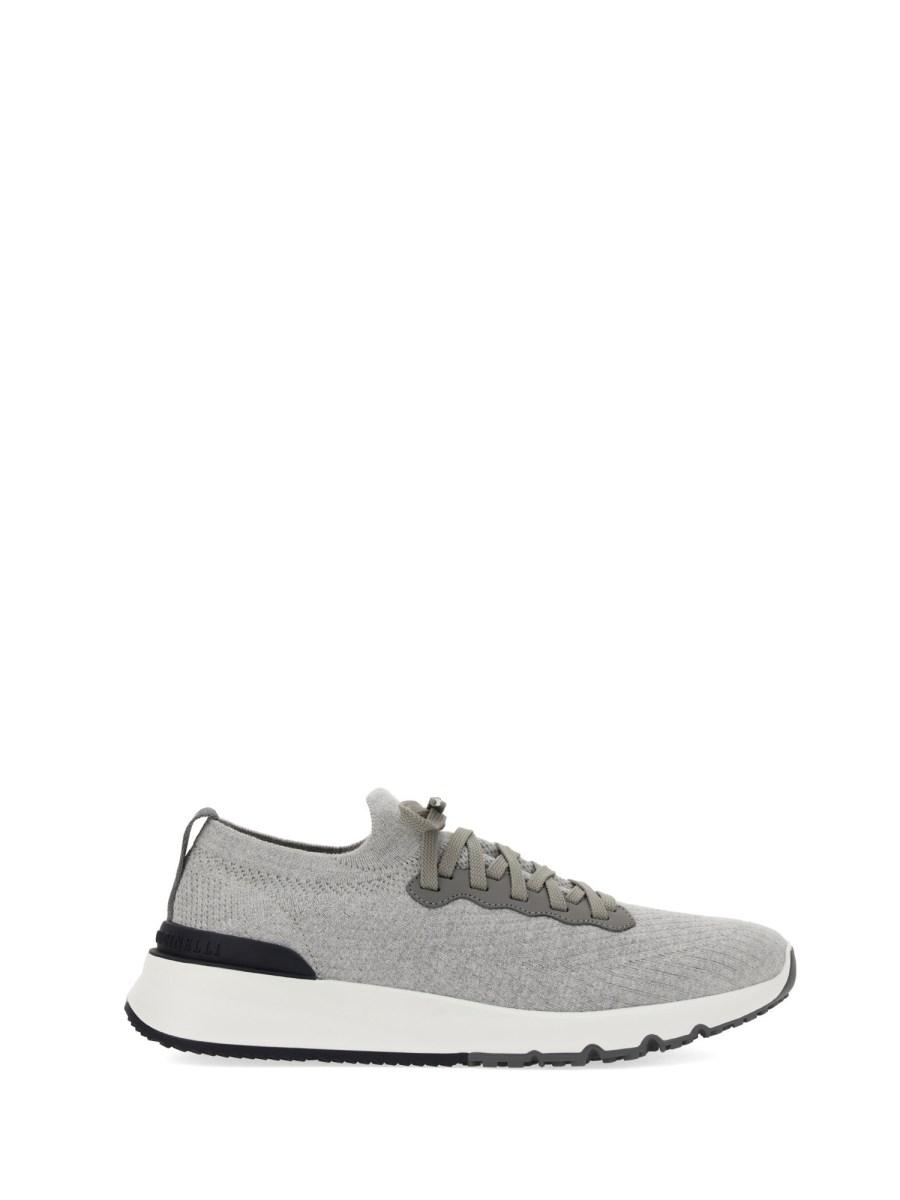 SNEAKER RUNNER